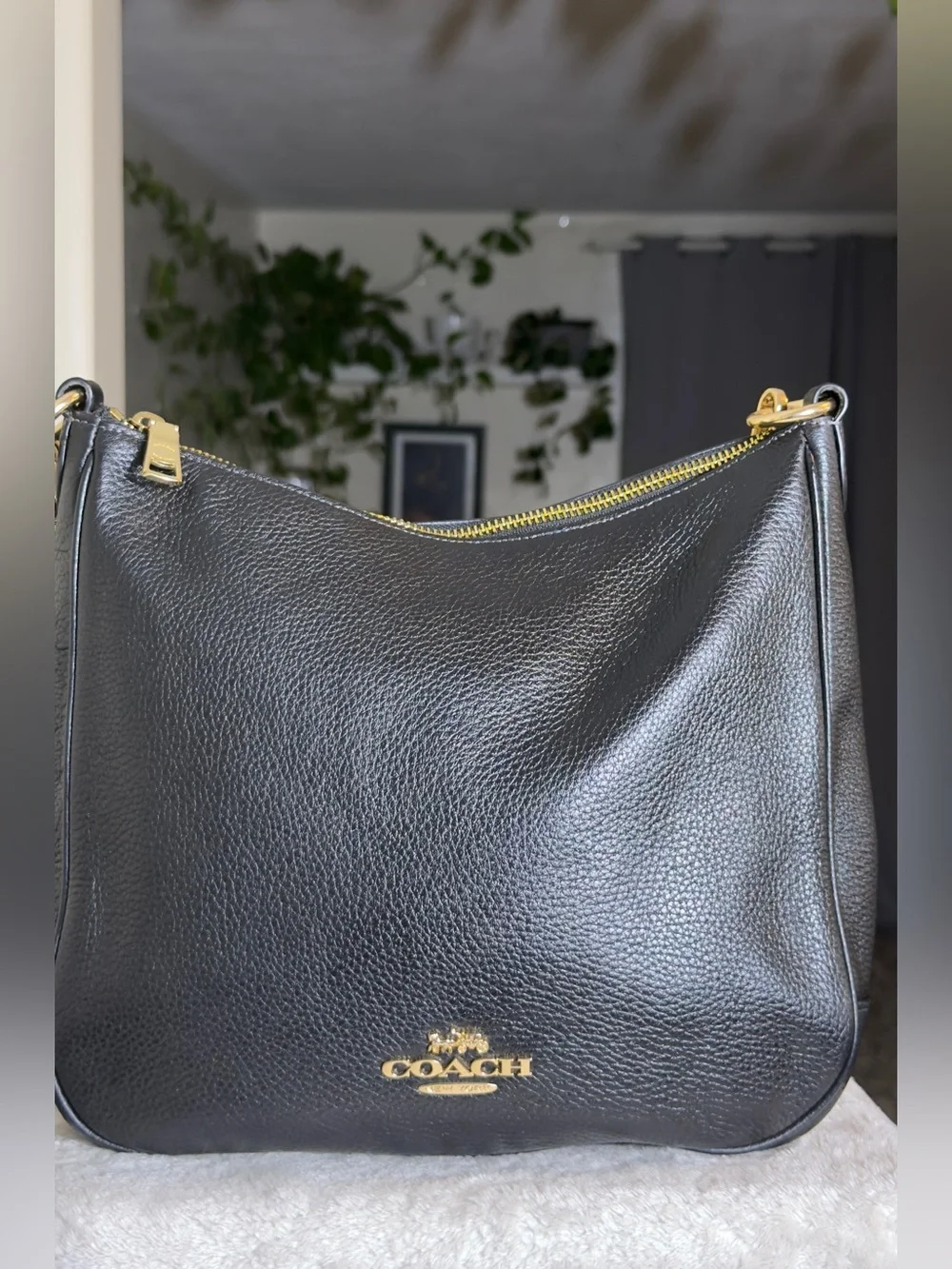 Coach Black Pebble Leather Laurel Hobo Tabby Messenger Bag Gold CU930
